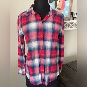 American Eagle Women’s S Boyfriend Fit Flannel